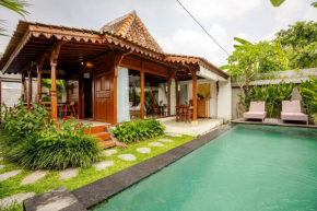 Villa Pipi - Serenity Semi Wooden Private Pool Villa in Ubud